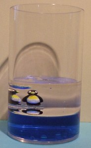 glass - glas - beker
Trefwoorden: penguin pinguin bathroom badkamer glass glas beker